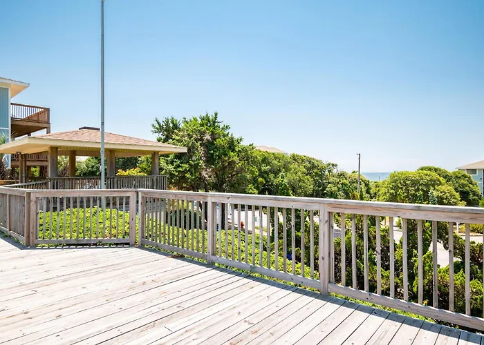 Sea-Nic View By Oak Island Accommodations