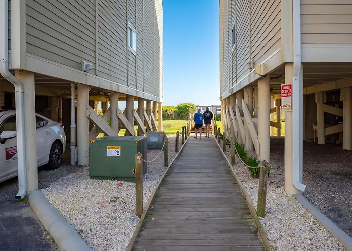 Cloud Nine By Oak Island Accommodations