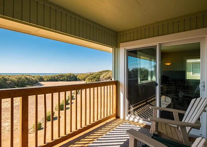 Castaway By Oak Island Accommodations