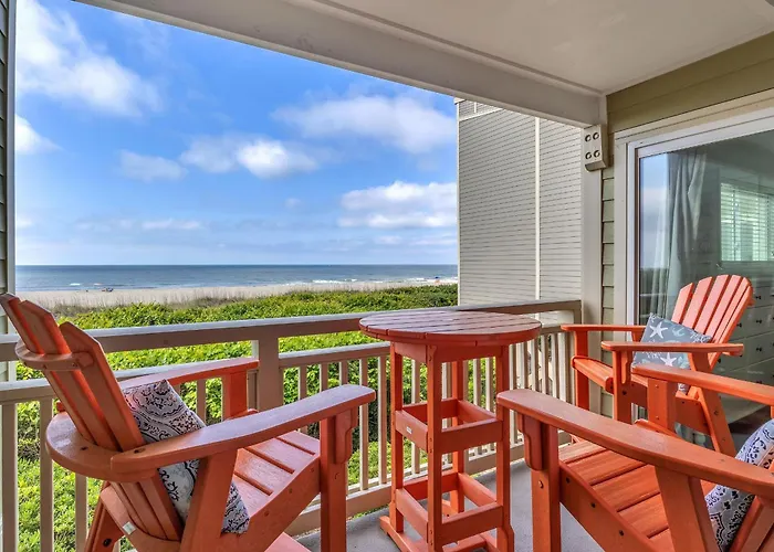 Barefeet Retreat By Oak Island Accommodations
